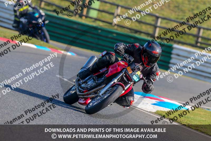 PJM Wedding Photography;enduro digital images;event digital images;eventdigitalimages;mallory park;mallory park photographs;mallory park trackday;mallory park trackday photographs;no limits trackdays;peter wileman photography;racing digital images;trackday digital images;trackday photos